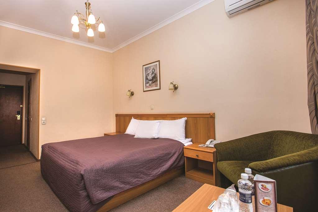 Hotel дніпро 4*